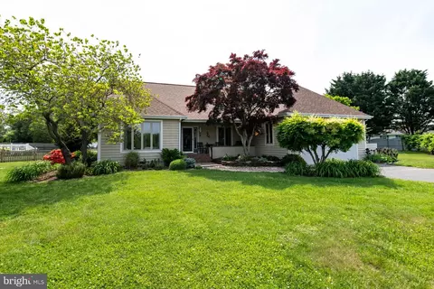 5 Lakeview Ct, Lewes, DE 19958