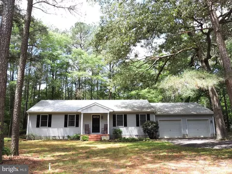 30680 River Rd, Laurel, DE 19956