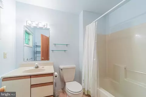 Bath - 19388 Parsons Rd, Georgetown, DE 19947 photo 1 of 3