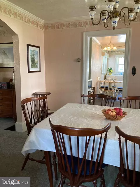 Dining - 601 Union St, Milton, DE 19968 photo 5 of 5