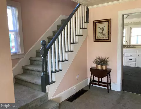 Entry Way - 601 Union St, Milton, DE 19968 photo 1 of 7