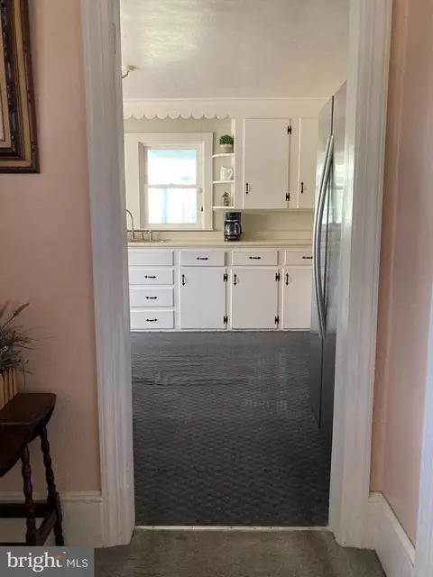 Entry Way - 601 Union St, Milton, DE 19968 photo 5 of 7
