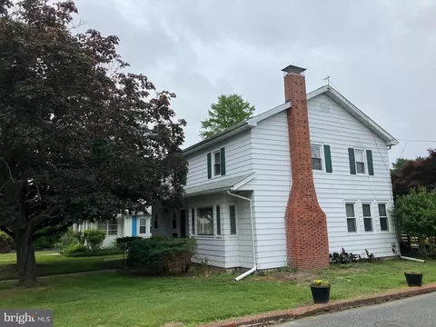 Exterior - 601 Union St, Milton, DE 19968 photo 2 of 2