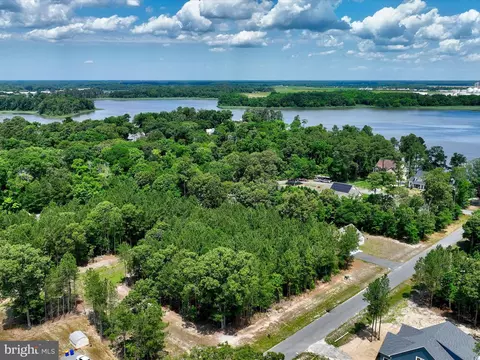 28206 Blueberry Ave, Dagsboro, DE 19939