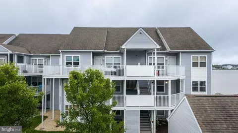 30396 Anderson Dr #204, Ocean View, DE 19970