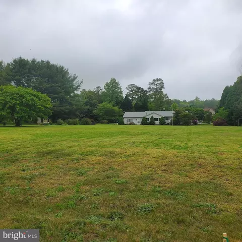 5 Dogwood Dr, Harbeson, DE 19951