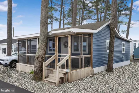 14 Oyster Rd, Millsboro, DE 19966