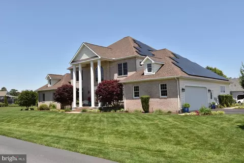 1 Glade Cir E, Rehoboth Beach, DE 19971