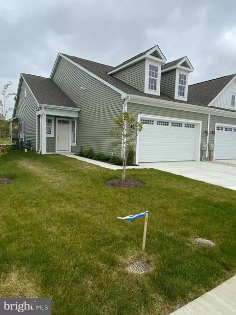 299 Waterside Sq, Bridgeville, DE 19933
