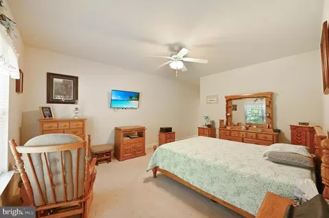 Bedroom - 32785 Tussock Dr, Laurel, DE 19956 photo 1 of 3