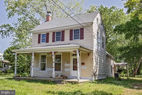 107 S Front St, Georgetown, DE 19947
