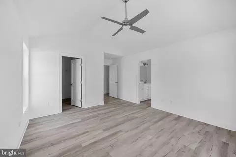 Entry Way - 302 Yeadon Ave, Ocean View, DE 19970 photo 6 of 7