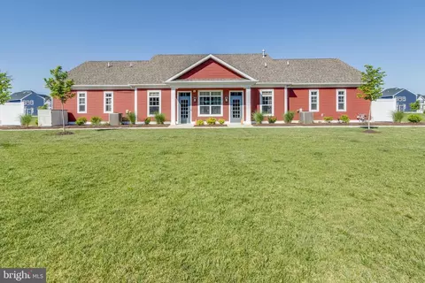 Exterior - 301 Prospect St, Milton, DE 19968 photo 5 of 9