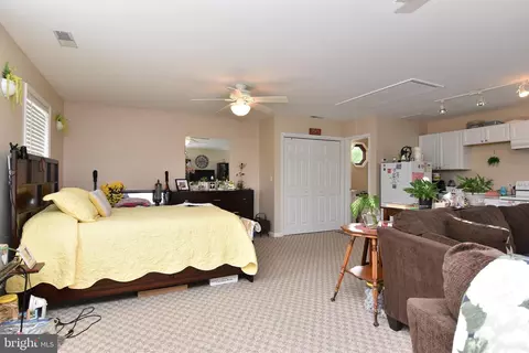 113 Hollywood Dr, Ocean View, DE 19970 photo 18