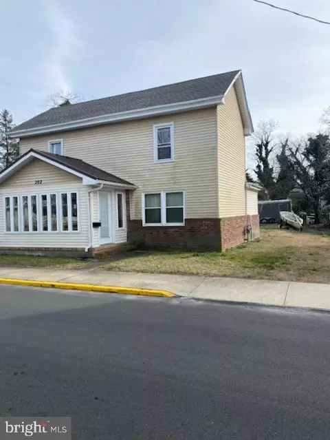 202 W 7 Th St W, Laurel, DE 19956 photo 3