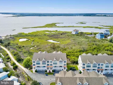 40160 Salt Meadow Dr #B1, Fenwick Island, DE 19944