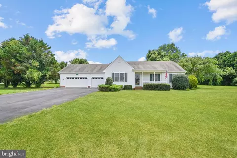 31235 Chipmans Chase Dr, Laurel, DE 19956