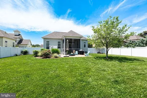 Exterior - 6 Foxwood Ct, Ocean View, DE 19970 photo 15 of 22