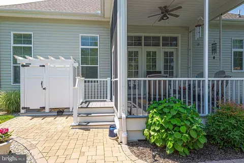 Exterior - 6 Foxwood Ct, Ocean View, DE 19970 photo 17 of 22