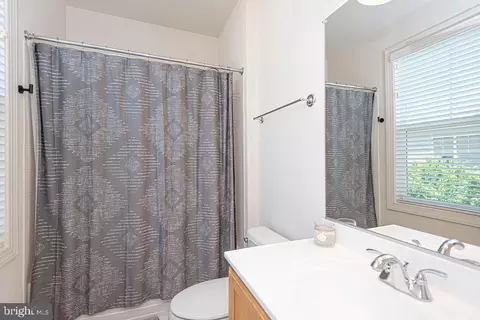 Bath - 6 Foxwood Ct, Ocean View, DE 19970 photo 7 of 10