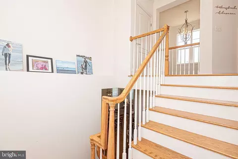 Entry Way - 6 Foxwood Ct, Ocean View, DE 19970 photo 14 of 27