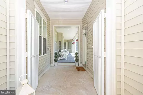 Entry Way - 6 Foxwood Ct, Ocean View, DE 19970 photo 1 of 27