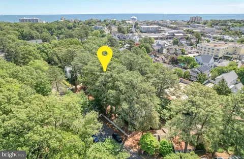 52 Kent St, Rehoboth Beach, DE 19971