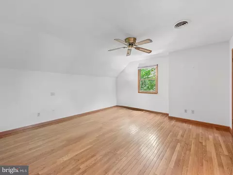 Bedroom - 30255 Cave Neck Rd, Milton, DE 19968 photo 1 of 5
