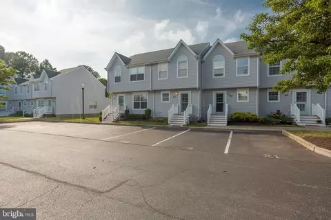 38174 Beachwood Ct #E22, Frankford, DE 19945