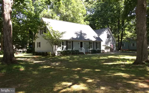 101 Oak Ln, Milton, DE 19968