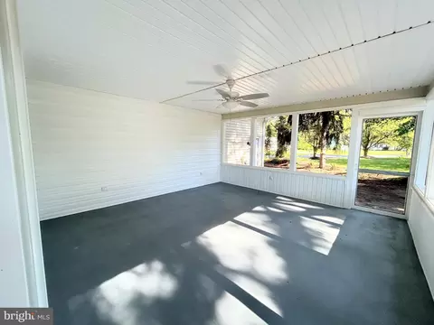 Exterior - 6824 Robin Dr, Seaford, DE 19973 photo 3 of 9