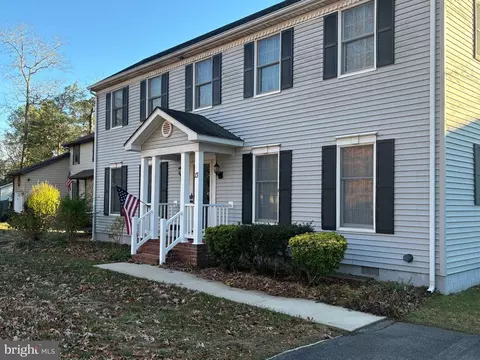 13 Lake Shore Dr, Lewes, DE 19958
