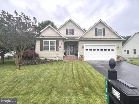 313 E 6th St, Seaford, DE 19973