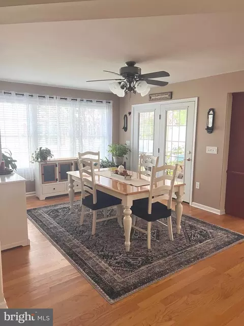 Dining - 313 E 6th St, Seaford, DE 19973 photo 1 of 1