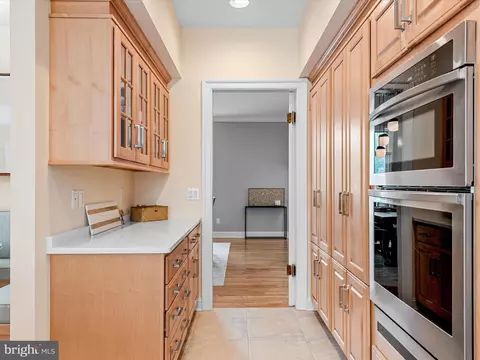 Kitchen - 124 E Side Dr, Rehoboth Beach, DE 19971 photo 6 of 9