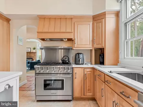 Kitchen - 124 E Side Dr, Rehoboth Beach, DE 19971 photo 4 of 9