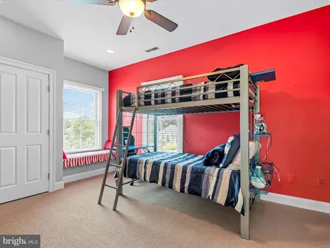 Bedroom - 124 E Side Dr, Rehoboth Beach, DE 19971 photo 10 of 11