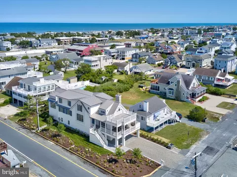1311 Bora Bora St, Fenwick Island, DE 19944