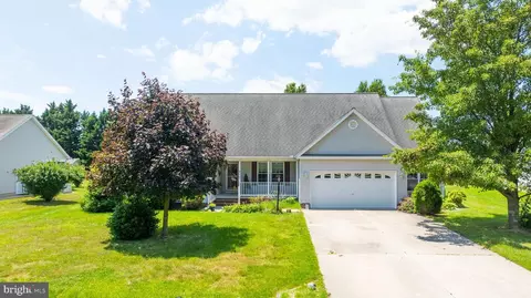 27 Autumnwood Way, Lewes, DE 19958