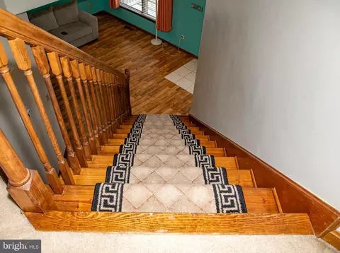 Entry Way - 124 Short Ave, Laurel, DE 19956 photo 5 of 9