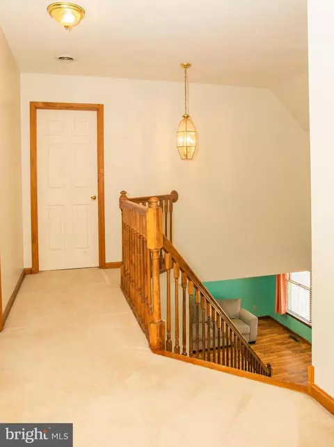 Entry Way - 124 Short Ave, Laurel, DE 19956 photo 8 of 9