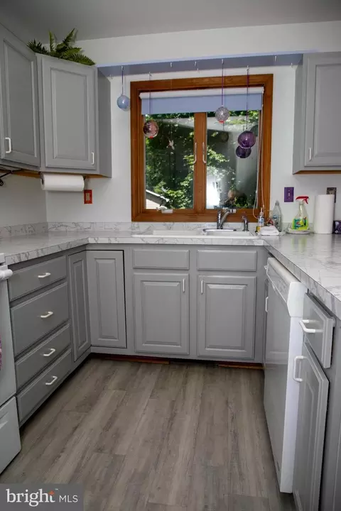 Kitchen - 124 Short Ave, Laurel, DE 19956 photo 3 of 3