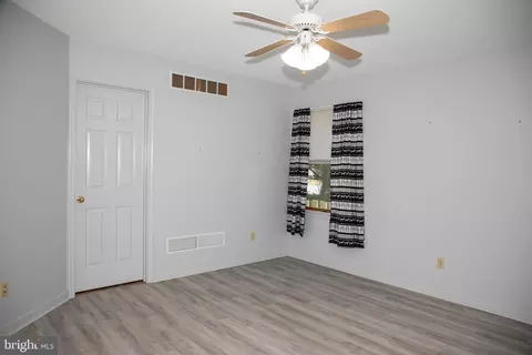 Bedroom - 124 Short Ave, Laurel, DE 19956 photo 1 of 6