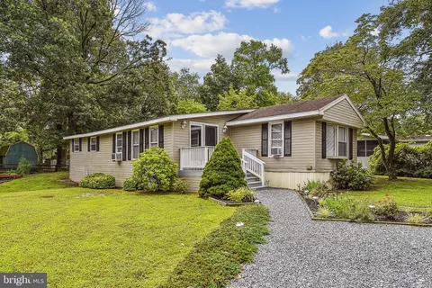 34220 Echo Ct, Frankford, DE 19945