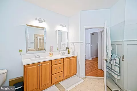 Bath - 35195 Seaport Loop, Lewes, DE 19958 photo 2 of 4