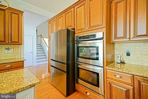 Kitchen - 35195 Seaport Loop, Lewes, DE 19958 photo 5 of 11