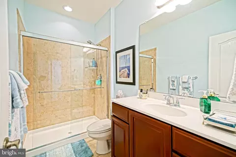 Bath - 35195 Seaport Loop, Lewes, DE 19958 photo 3 of 4