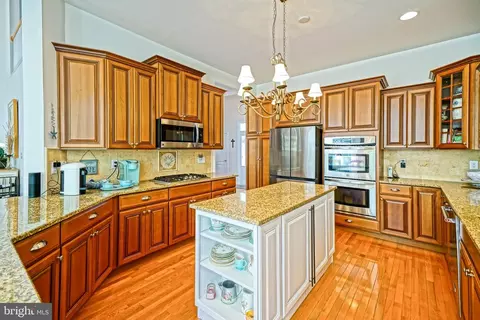 Kitchen - 35195 Seaport Loop, Lewes, DE 19958 photo 2 of 11