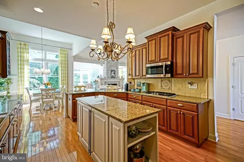 Kitchen - 35195 Seaport Loop, Lewes, DE 19958 photo 6 of 11