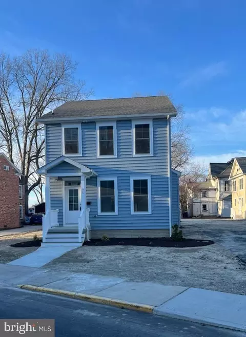 95 6th St W, Laurel, DE 19956